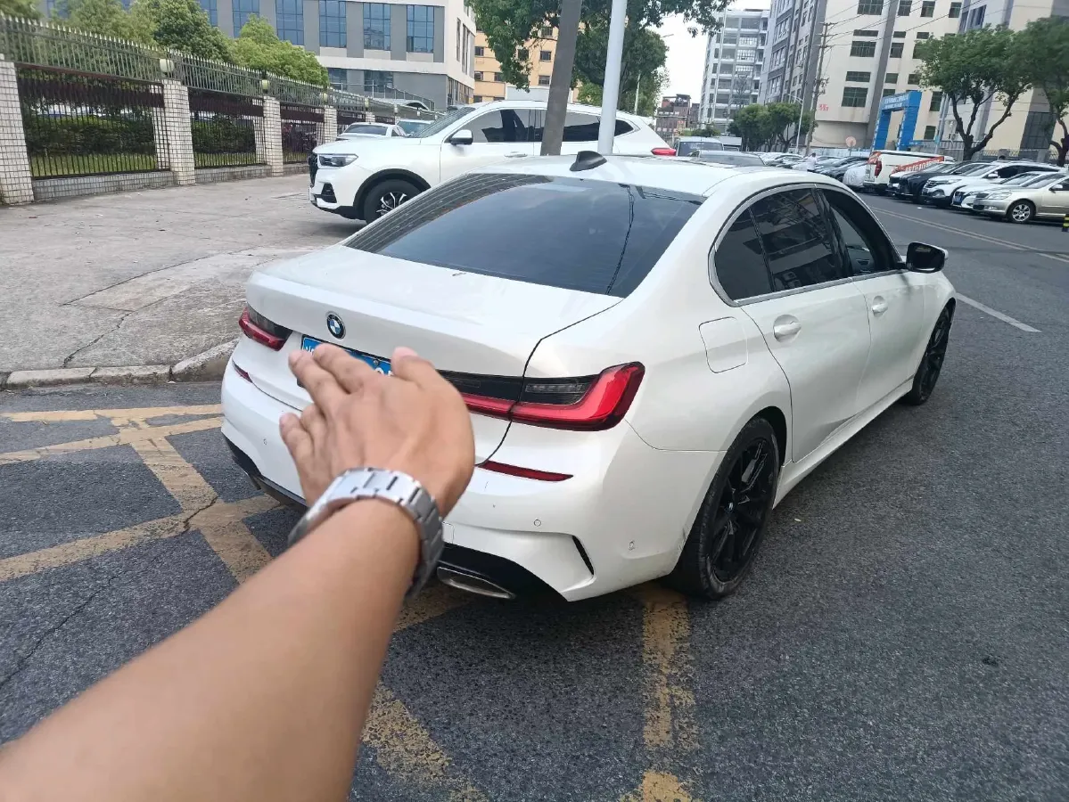 2021 BMW 3 Series 2.0T 184HP L4 8AT,autocango,china used car exporter,china ev exporter,chinese used car exporter,chinese used ev exporter