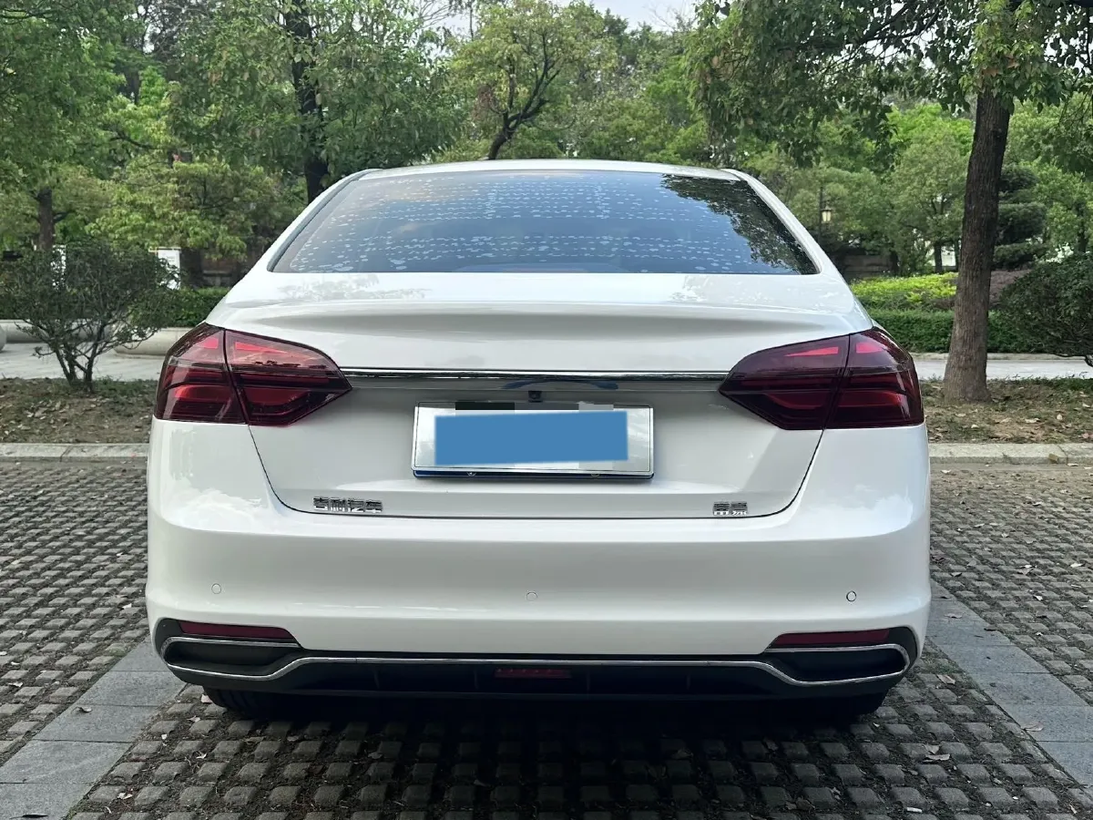 2019 Geely Emgrand 1.5L 109HP L4 5MT,autocango,china used car exporter,china ev exporter,chinese used car exporter,chinese used ev exporter