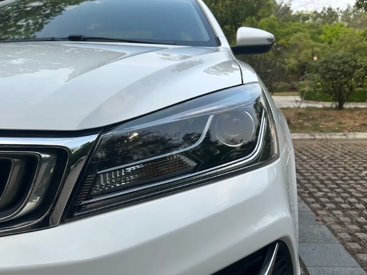 2019 Geely Emgrand 1.5L 109HP L4 5MT,autocango,china used car exporter,china ev exporter,chinese used car exporter,chinese used ev exporter