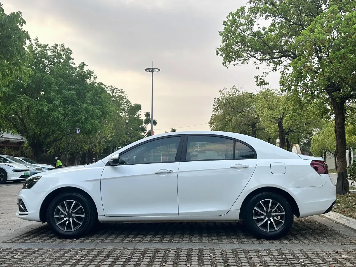 2019 Geely Emgrand 1.5L 109HP L4 5MT,autocango,china used car exporter,china ev exporter,chinese used car exporter,chinese used ev exporter