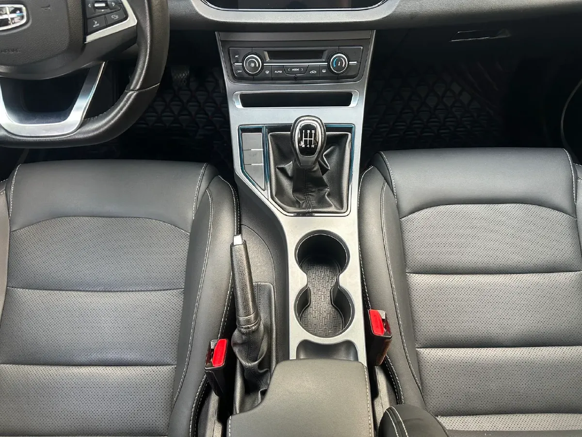 2019 Geely Emgrand 1.5L 109HP L4 5MT,autocango,china used car exporter,china ev exporter,chinese used car exporter,chinese used ev exporter