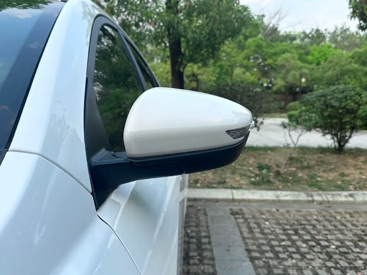 2019 Geely Emgrand 1.5L 109HP L4 5MT,autocango,china used car exporter,china ev exporter,chinese used car exporter,chinese used ev exporter