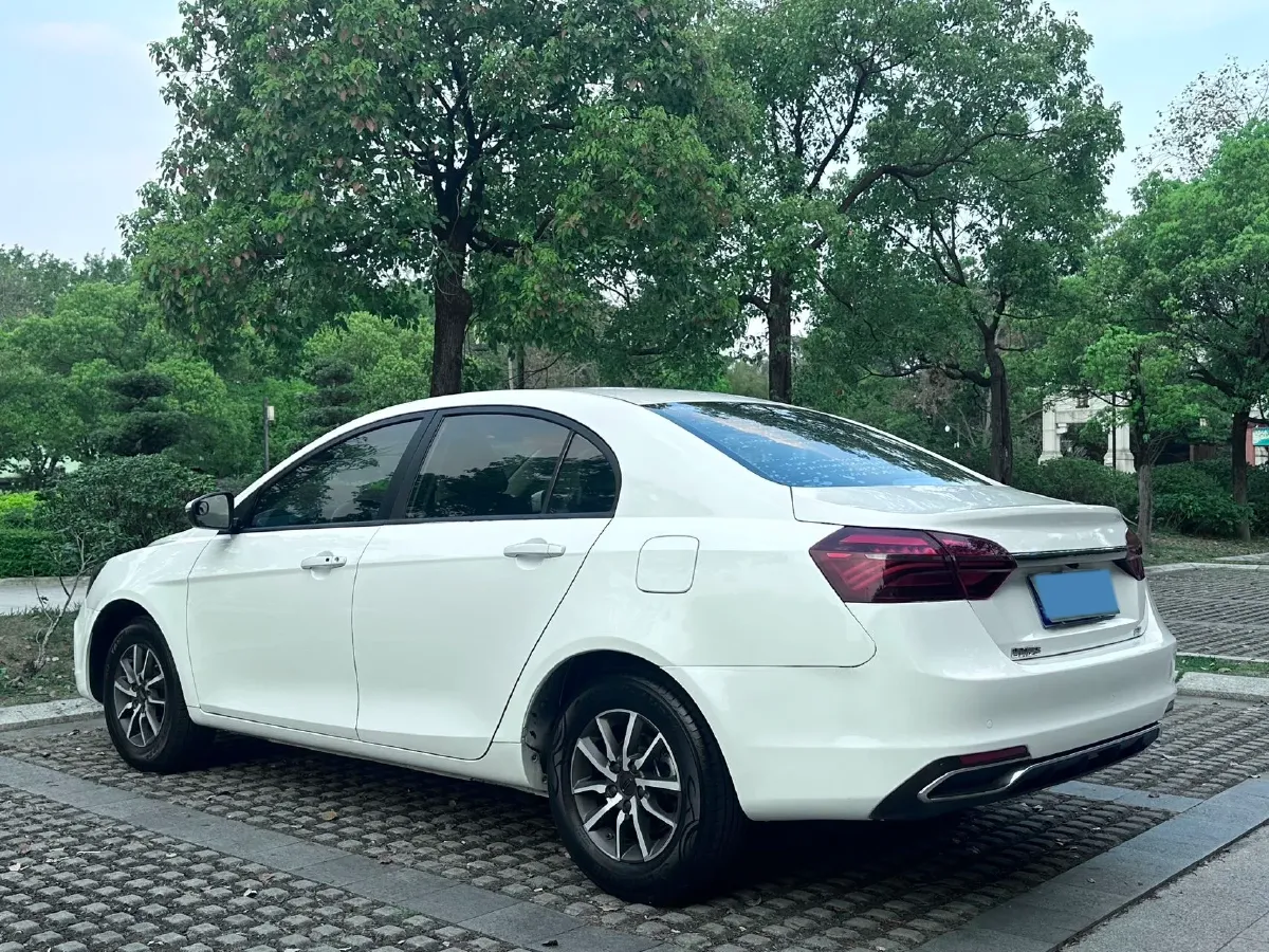 2019 Geely Emgrand 1.5L 109HP L4 5MT,autocango,china used car exporter,china ev exporter,chinese used car exporter,chinese used ev exporter