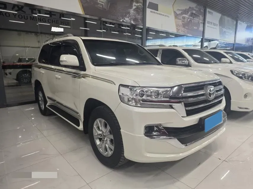 2019 Chevrolet Trax 1.0T 125HP L3 6AT,autocango,china used car exporter,china ev exporter,chinese used car exporter,chinese used ev exporter