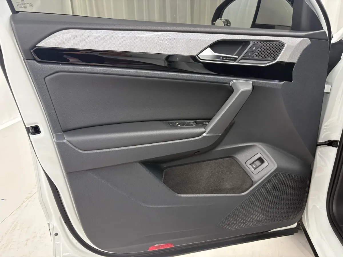 2021 Volkswagen Tayron 1.4T 150HP L4 7DCT,autocango,china used car exporter,china ev exporter,chinese used car exporter,chinese used ev exporter