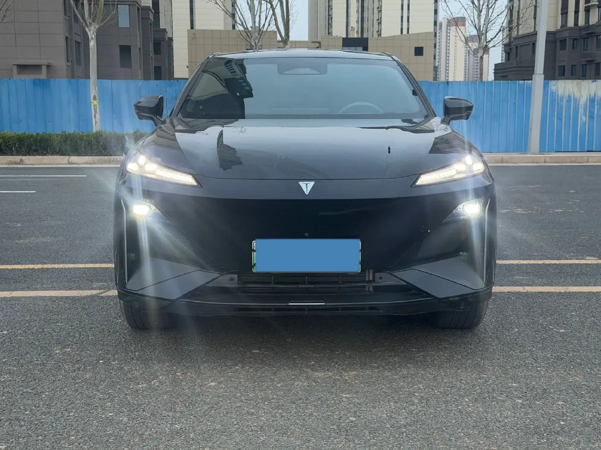 2024 JAC Refine RefineRF8 2.0T 253HP L4 8AT,autocango,china used car exporter,china ev exporter,chinese used car exporter,chinese used ev exporter