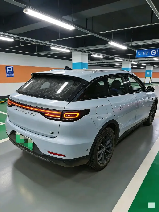 2024 Leapmotor C11 1.5L 95HP L4 REEV 43.74KWH,autocango,china used car exporter,china ev exporter,chinese used car exporter,chinese used ev exporter