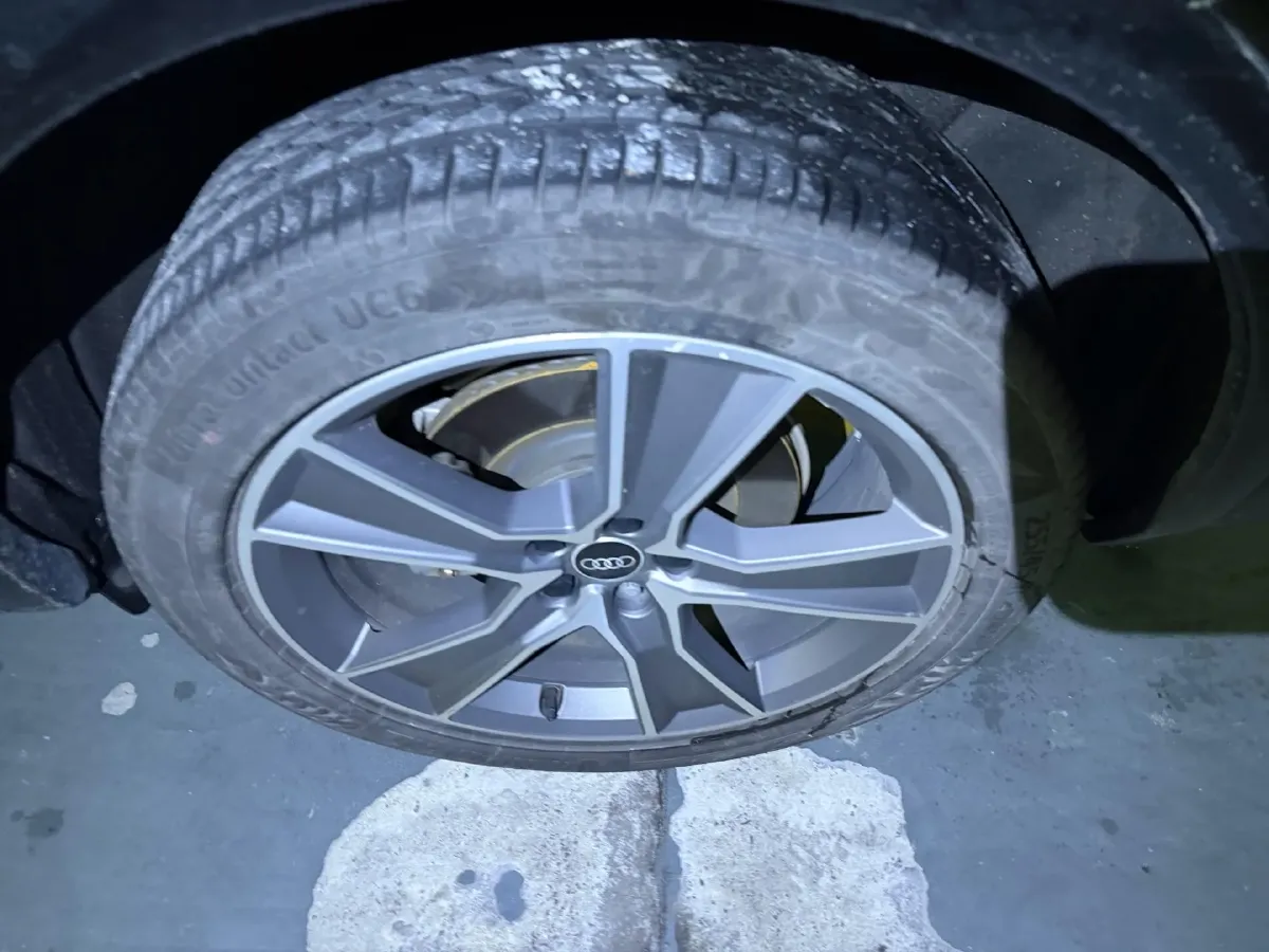 2022 Audi Q5L Sportback 2.0T 190HP L4 7DCT,autocango,china used car exporter,china ev exporter,chinese used car exporter,chinese used ev exporter