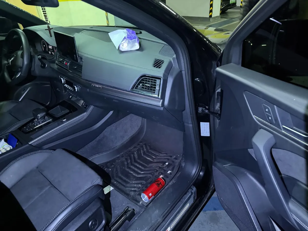 2022 Audi Q5L Sportback 2.0T 190HP L4 7DCT,autocango,china used car exporter,china ev exporter,chinese used car exporter,chinese used ev exporter