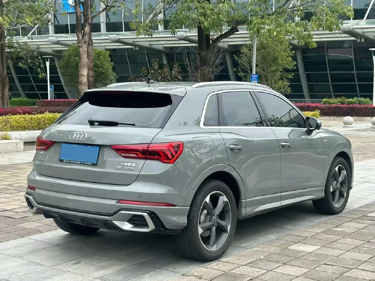2024 Audi Q3 1.5T 160HP L4 7DCT,autocango,china used car exporter,china ev exporter,chinese used car exporter,chinese used ev exporter