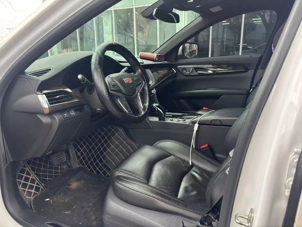 2021 Cadillac CT6 2.0T 237HP L4 10AT,autocango,china used car exporter,china ev exporter,chinese used car exporter,chinese used ev exporter