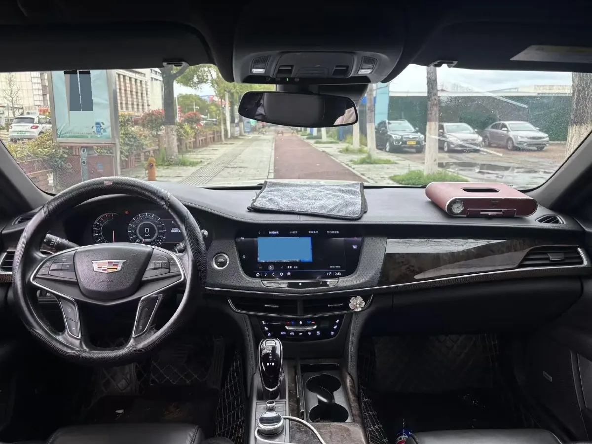 2021 Cadillac CT6 2.0T 237HP L4 10AT,autocango,china used car exporter,china ev exporter,chinese used car exporter,chinese used ev exporter