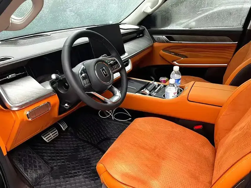 2026 Tank 500 2.0T 252HP L4 9AT PHEV,autocango,china used car exporter,china ev exporter,chinese used car exporter,chinese used ev exporter