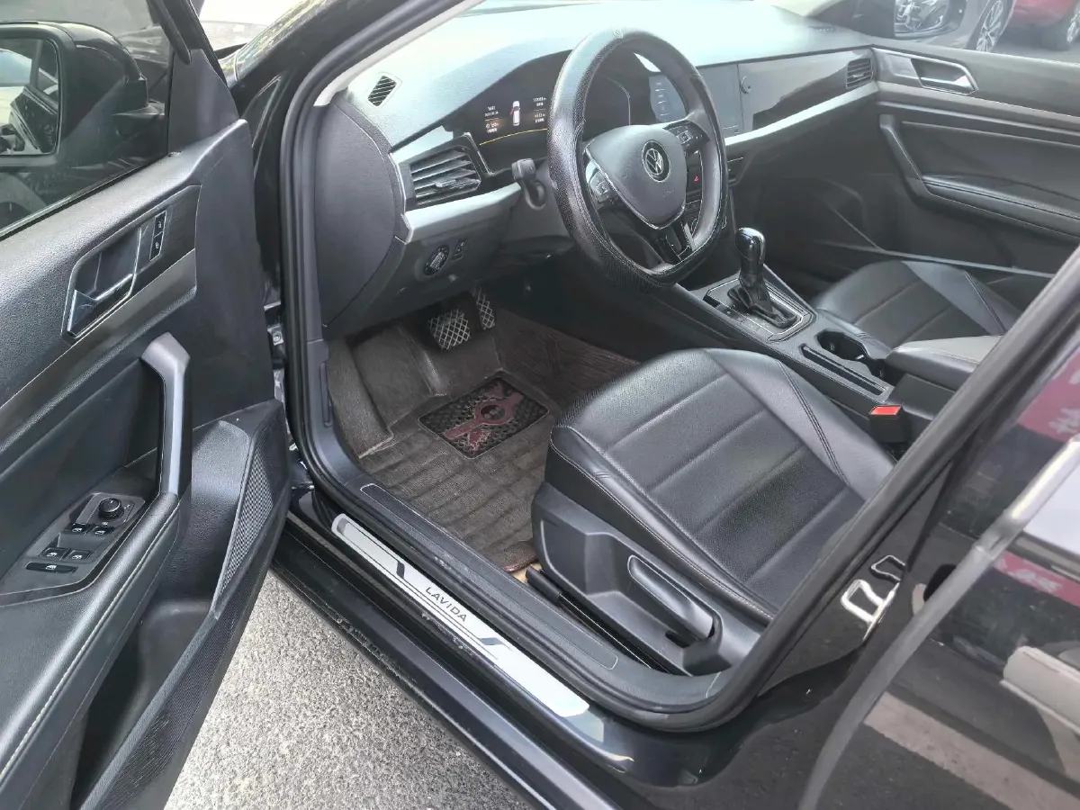 2021 Volkswagen Lavida 1.5L 113HP L4 6AT,autocango,china used car exporter,china ev exporter,chinese used car exporter,chinese used ev exporter