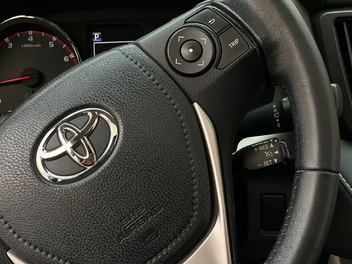 2019 Toyota RAV4 2.0L 151HP L4 CVT,autocango,china used car exporter,china ev exporter,chinese used car exporter,chinese used ev exporter