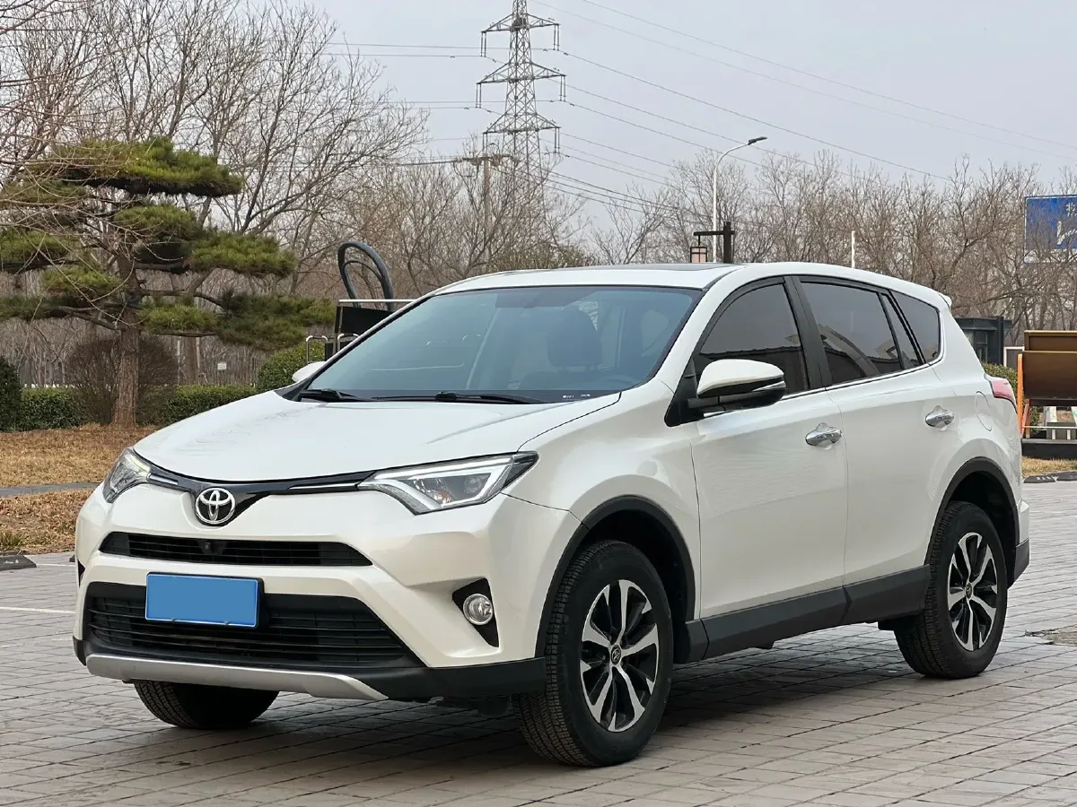 2019 Toyota RAV4 2.0L 151HP L4 CVT,autocango,china used car exporter,china ev exporter,chinese used car exporter,chinese used ev exporter