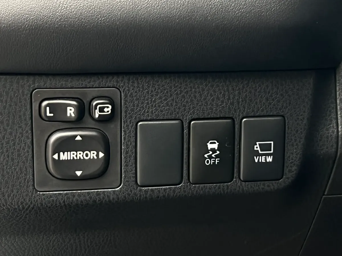 2019 Toyota RAV4 2.0L 151HP L4 CVT,autocango,china used car exporter,china ev exporter,chinese used car exporter,chinese used ev exporter