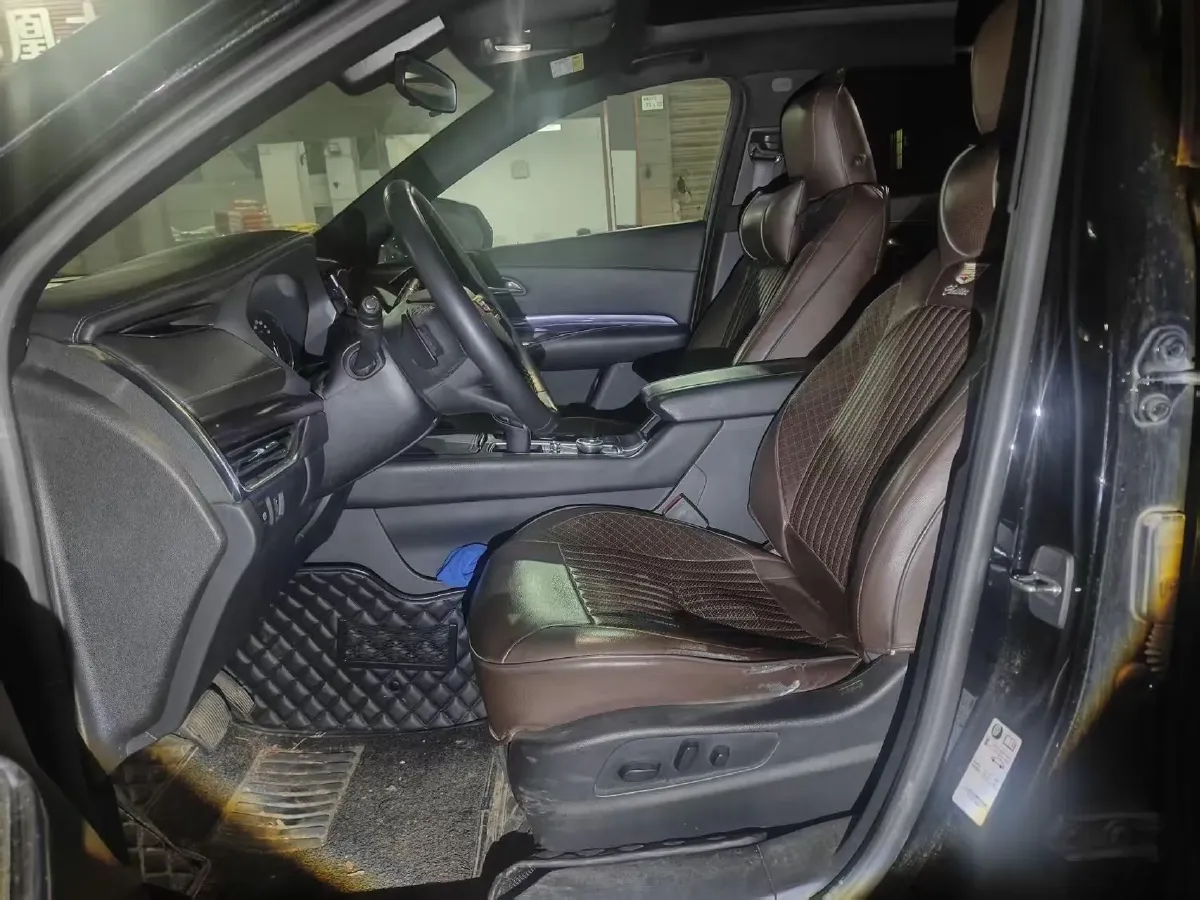 2021 Cadillac XT4 2.0T 237HP L4 9AT,autocango,china used car exporter,china ev exporter,chinese used car exporter,chinese used ev exporter