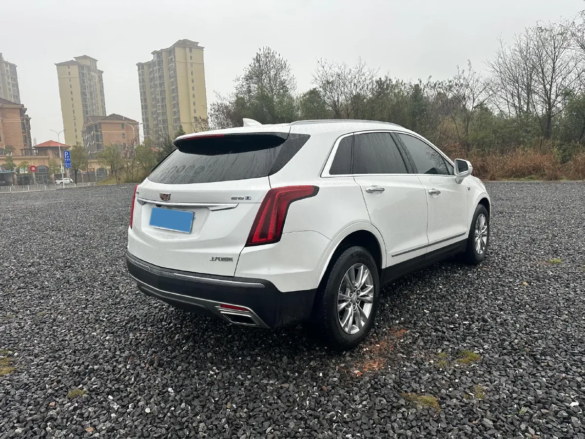 2022 Cadillac XT5 2.0T 237HP L4 9AT,autocango,china used car exporter,china ev exporter,chinese used car exporter,chinese used ev exporter