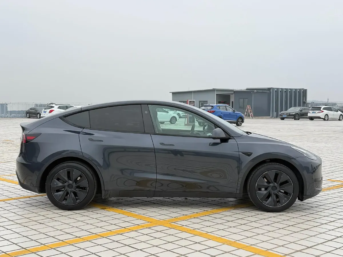 2024 Iveco OuSheng BEV 77.28KWH,autocango,china used car exporter,china ev exporter,chinese used car exporter,chinese used ev exporter