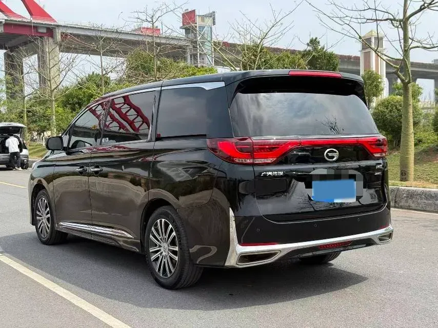 2021 GAC Trumpchi M8 2.0T 252HP L4 8AT,autocango,china used car exporter,china ev exporter,chinese used car exporter,chinese used ev exporter