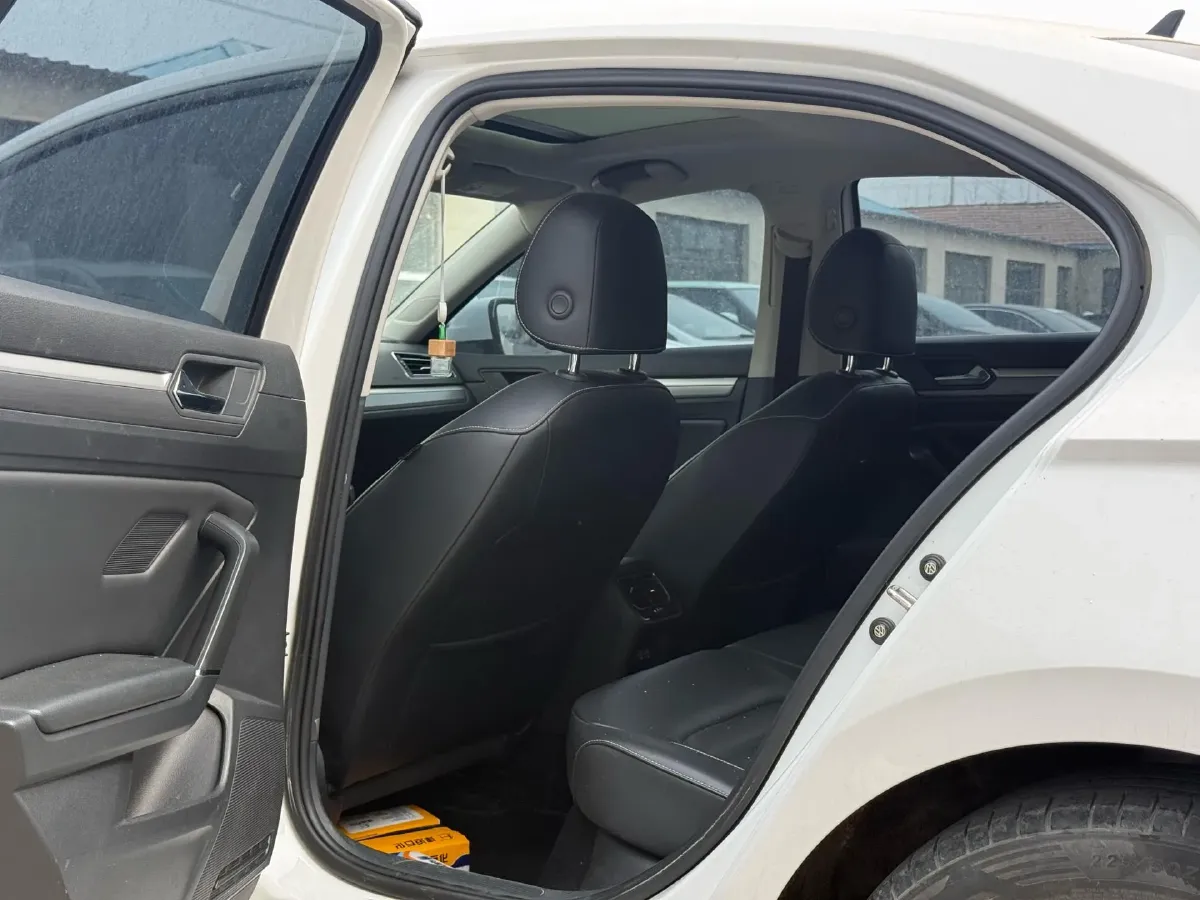 2019 Volkswagen Passat 1.4T 150HP L4 7DCT,autocango,china used car exporter,china ev exporter,chinese used car exporter,chinese used ev exporter