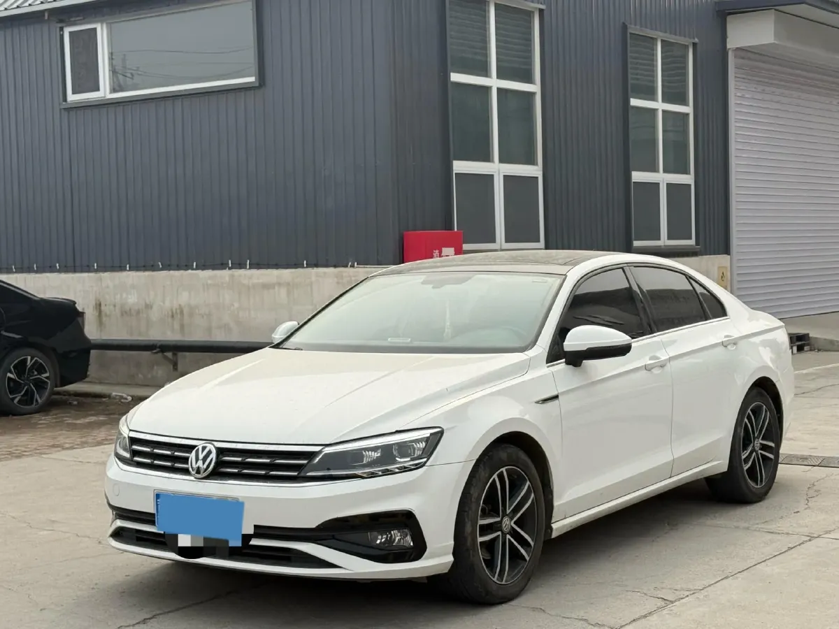 2019 Volkswagen Passat 1.4T 150HP L4 7DCT,autocango,china used car exporter,china ev exporter,chinese used car exporter,chinese used ev exporter