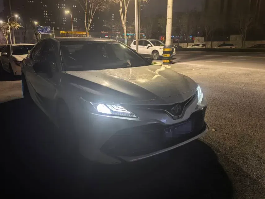 2018 Toyota Camry 2.5L 178HP L4 E-CVT Hybrid,autocango,china used car exporter,china ev exporter,chinese used car exporter,chinese used ev exporter