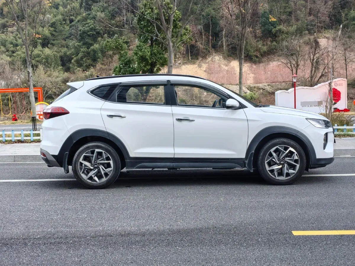 2019 Hyundai Tucson 1.6T 177HP L4 7DCT,autocango,china used car exporter,china ev exporter,chinese used car exporter,chinese used ev exporter