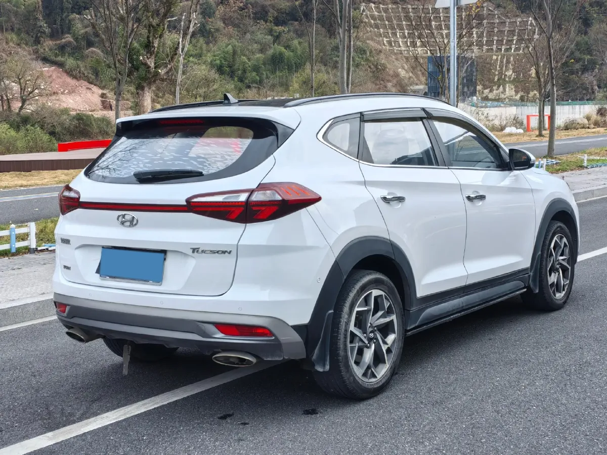 2019 Hyundai Tucson 1.6T 177HP L4 7DCT,autocango,china used car exporter,china ev exporter,chinese used car exporter,chinese used ev exporter