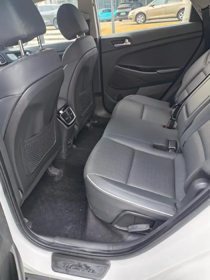 2019 Hyundai Tucson 1.6T 177HP L4 7DCT,autocango,china used car exporter,china ev exporter,chinese used car exporter,chinese used ev exporter