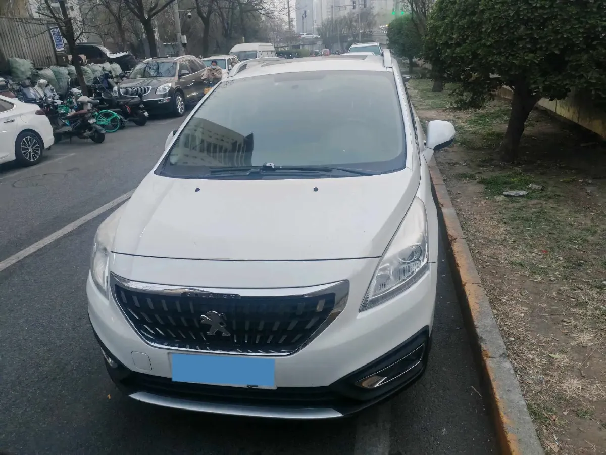 2018 Peugeot 3008 2.0L 147HP L4 6AT,autocango,china used car exporter,china ev exporter,chinese used car exporter,chinese used ev exporter
