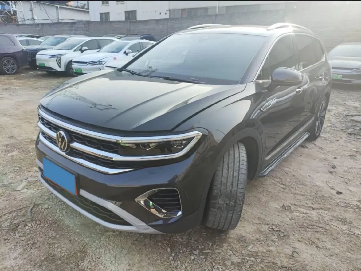 2023 Volkswagen Talagon 2.0T 220HP L4 7DCT,autocango,china used car exporter,china ev exporter,chinese used car exporter,chinese used ev exporter