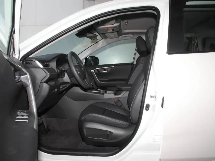 2022 Toyota RAV4 2.0L 171HP L4 CVT,autocango,china used car exporter,china ev exporter,chinese used car exporter,chinese used ev exporter