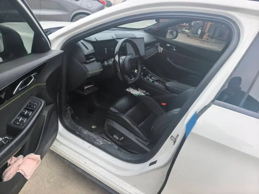 2023 MAXUS G50 1.5T 181HP L4 7DCT,autocango,china used car exporter,china ev exporter,chinese used car exporter,chinese used ev exporter