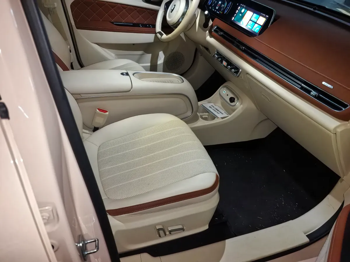 2024 Ora FunkyCat GT BEV 47.8KWH,autocango,china used car exporter,china ev exporter,chinese used car exporter,chinese used ev exporter