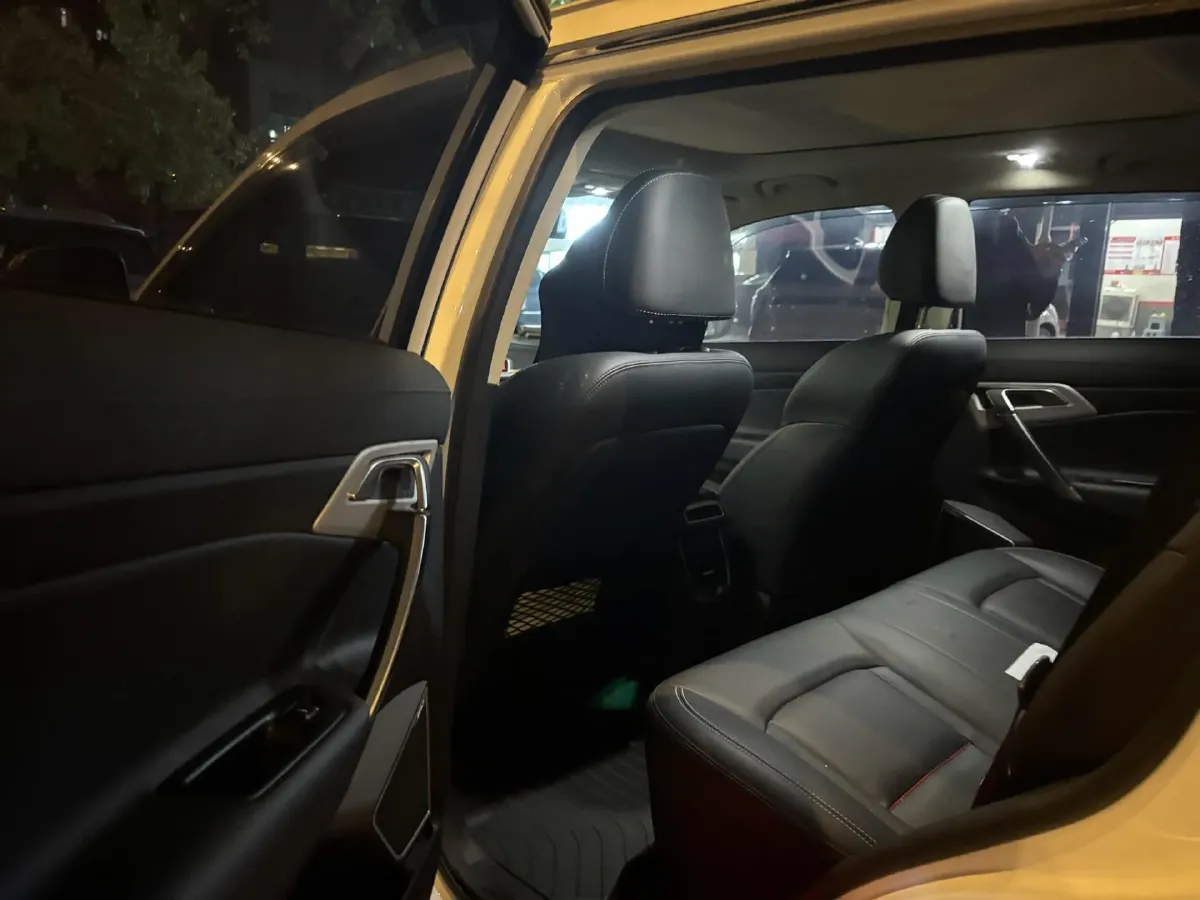 2018 Geely Azkarra 1.8T 184HP L4 6AT,autocango,china used car exporter,china ev exporter,chinese used car exporter,chinese used ev exporter