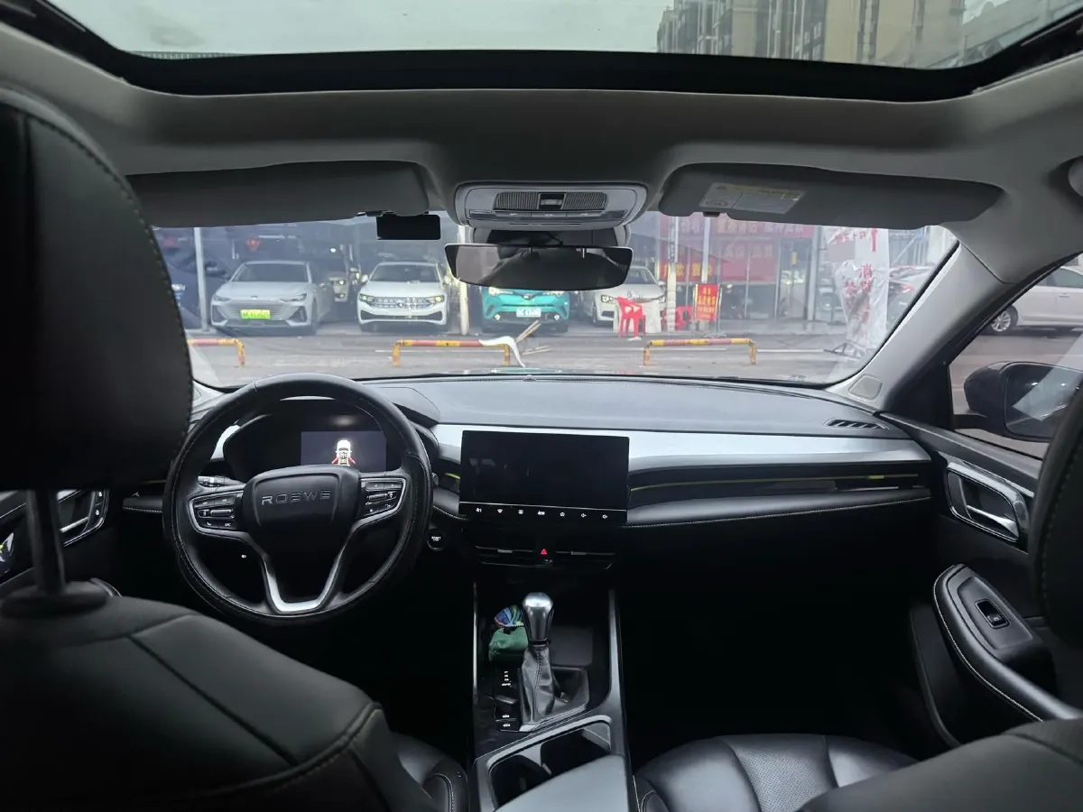 2021 Roewe i5 1.5L 120HP L4 CVT,autocango,china used car exporter,china ev exporter,chinese used car exporter,chinese used ev exporter