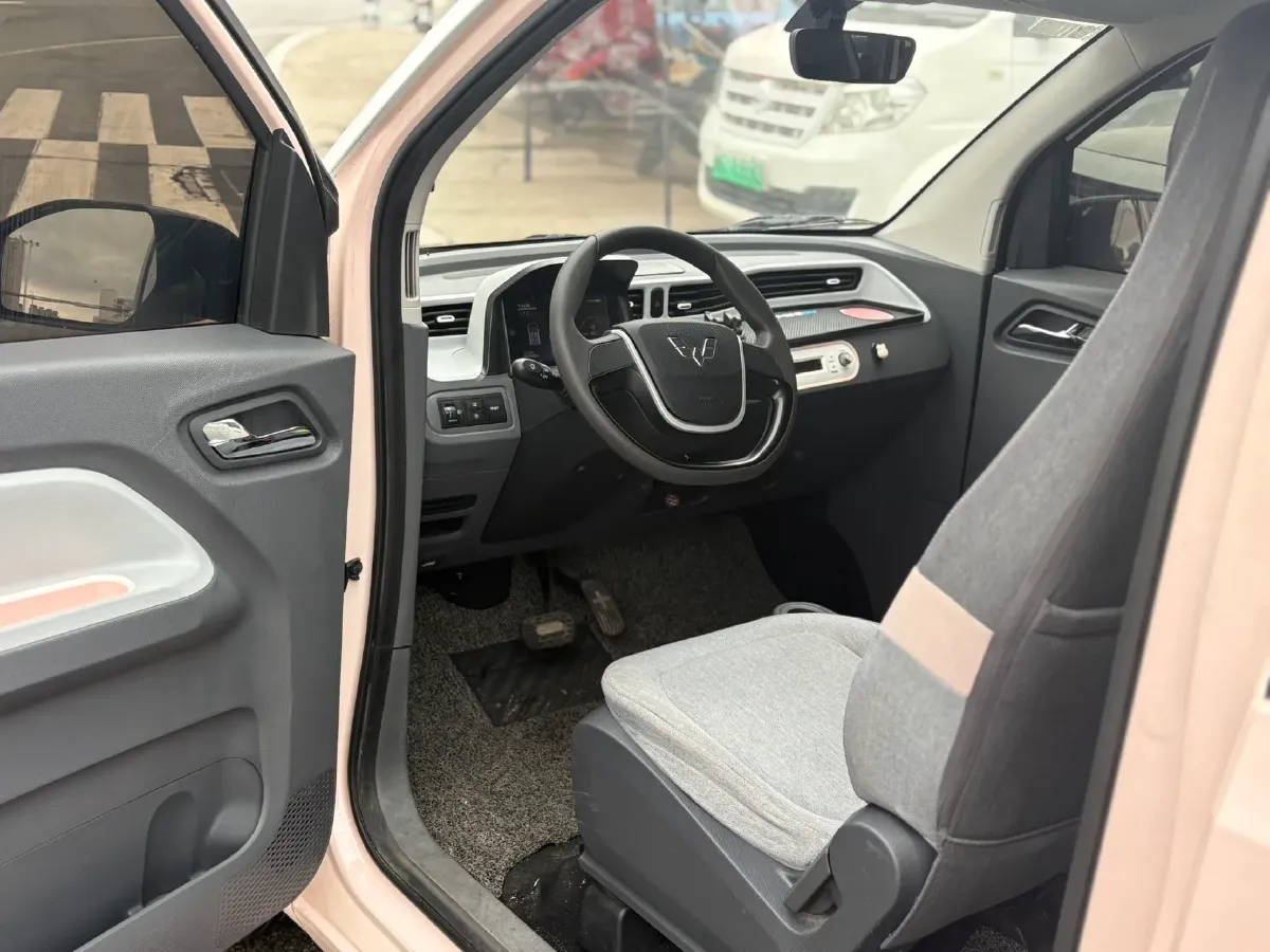 2021 WuLing HongGuang MINI EV BEV 9.3KWH,autocango,china used car exporter,china ev exporter,chinese used car exporter,chinese used ev exporter