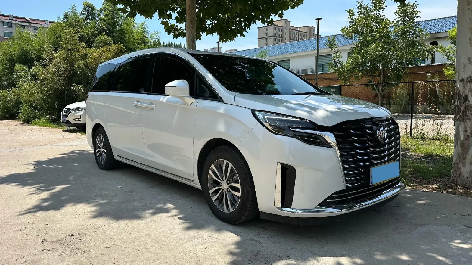 2023 Buick GL8 2.0T 237HP L4 9AT,autocango,china used car exporter,china ev exporter,chinese used car exporter,chinese used ev exporter