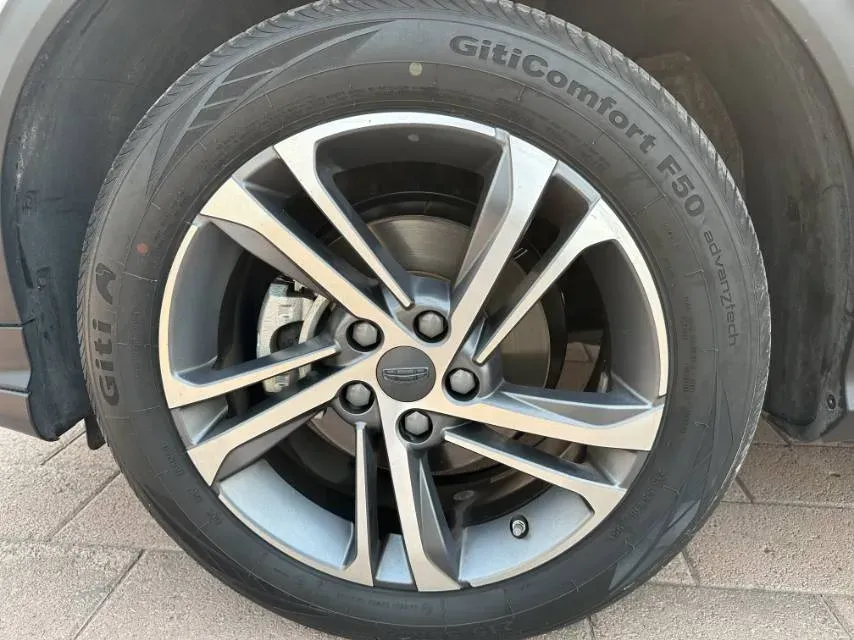 2021 Geely Coolray 1.4T 141HP L4 6DCT,autocango,china used car exporter,china ev exporter,chinese used car exporter,chinese used ev exporter