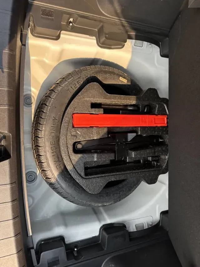 2021 Geely Coolray 1.4T 141HP L4 6DCT,autocango,china used car exporter,china ev exporter,chinese used car exporter,chinese used ev exporter