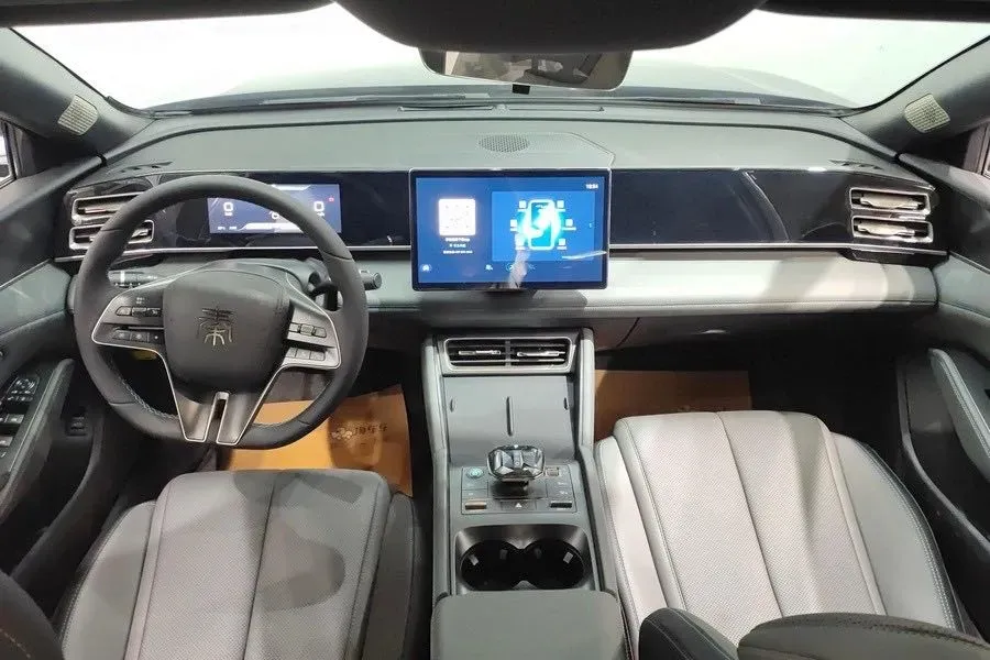 2024 BYD Seal06 1.5L 101HP L4 E-CVT PHEV 10.08KWH,autocango,china used car exporter,china ev exporter,chinese used car exporter,chinese used ev exporter