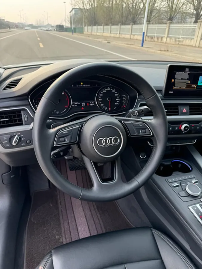 2019 Audi A4L 2.0T 190HP L4 7DCT,autocango,china used car exporter,china ev exporter,chinese used car exporter,chinese used ev exporter