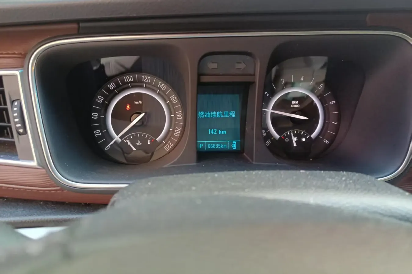 2018 Buick GL8 2.0T 260HP L4 6AT,autocango,china used car exporter,china ev exporter,chinese used car exporter,chinese used ev exporter