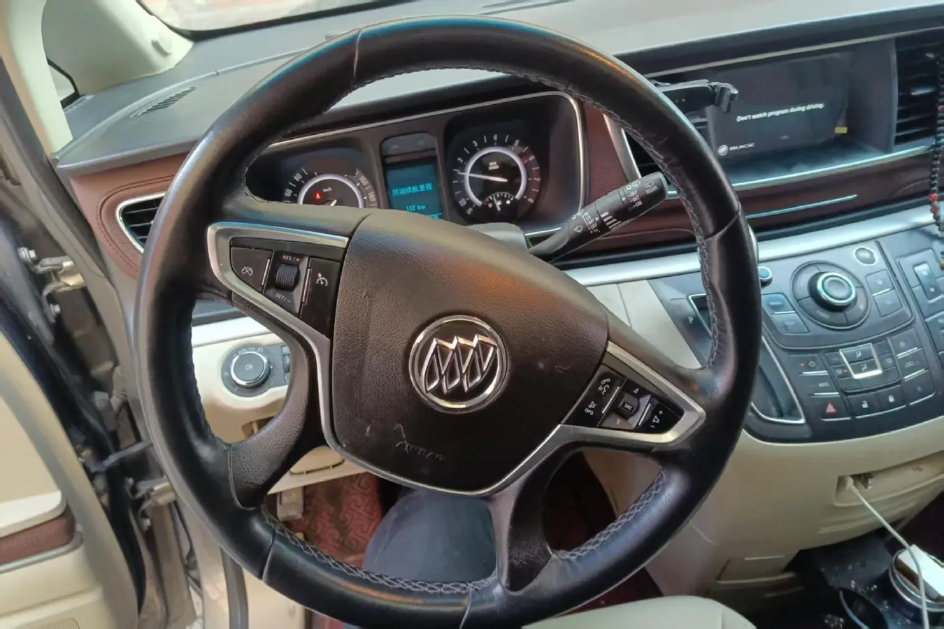 2018 Buick GL8 2.0T 260HP L4 6AT,autocango,china used car exporter,china ev exporter,chinese used car exporter,chinese used ev exporter