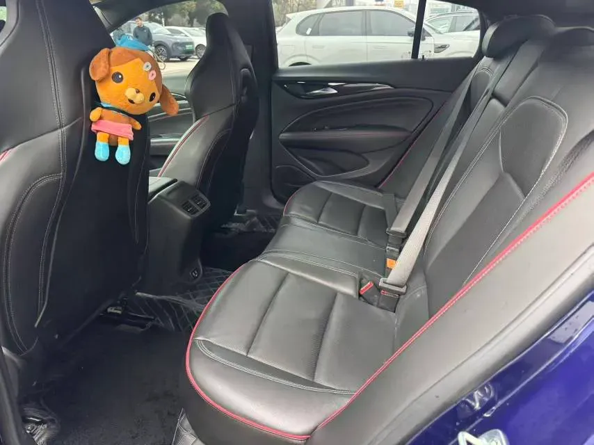 2020 Buick Regal 2.0T 237HP L4 9AT,autocango,china used car exporter,china ev exporter,chinese used car exporter,chinese used ev exporter