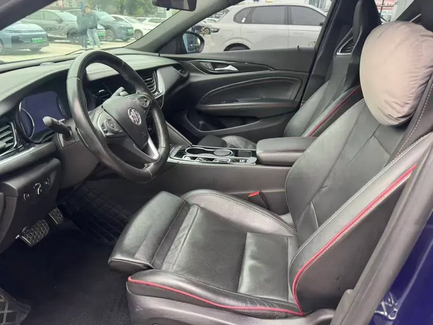 2020 Buick Regal 2.0T 237HP L4 9AT,autocango,china used car exporter,china ev exporter,chinese used car exporter,chinese used ev exporter