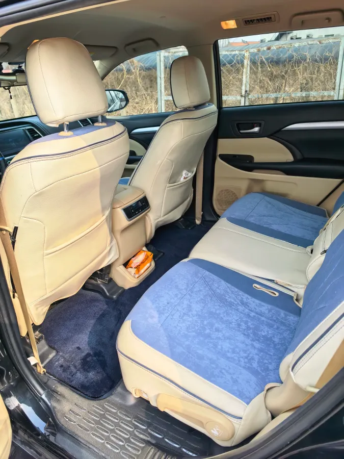 2021 Toyota Highlander 2.0T 220HP L4 6AT,autocango,china used car exporter,china ev exporter,chinese used car exporter,chinese used ev exporter