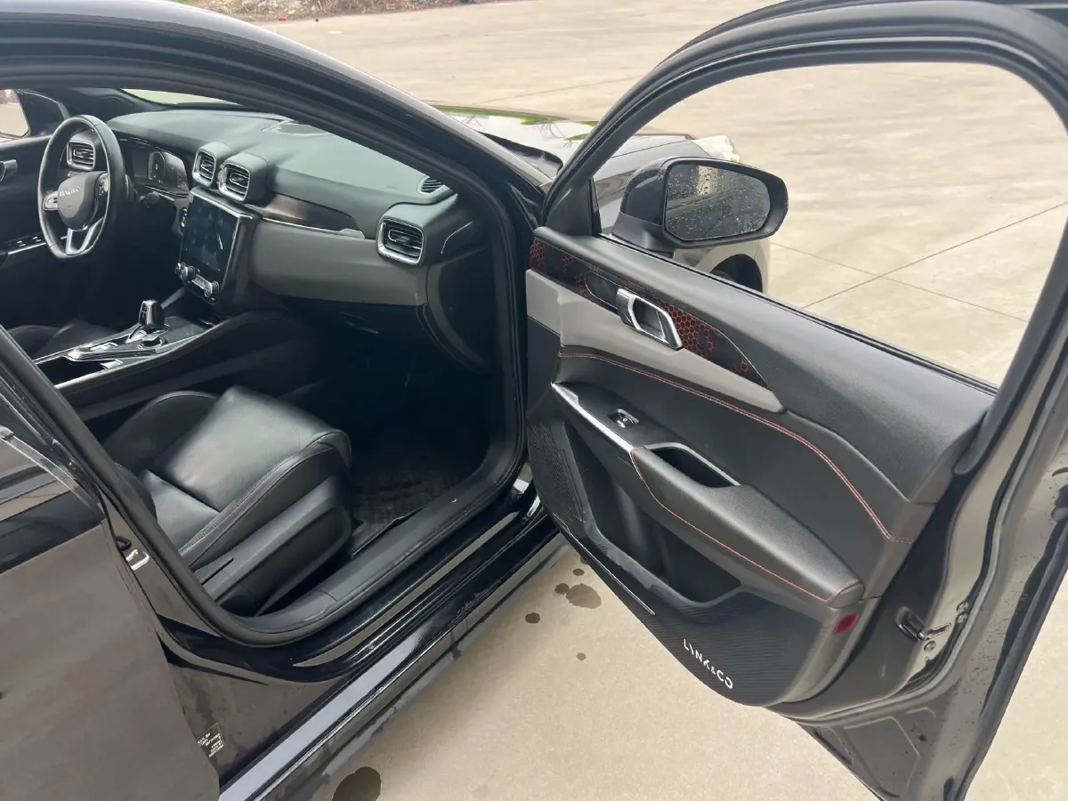 2020 LYNK&CO 03 2.0T 190HP L4 6AT,autocango,china used car exporter,china ev exporter,chinese used car exporter,chinese used ev exporter